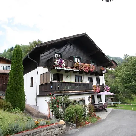 Apartmán Cozy In Near *