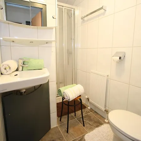 Cozy In Near Apartament