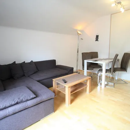 Cozy In Near Apartament